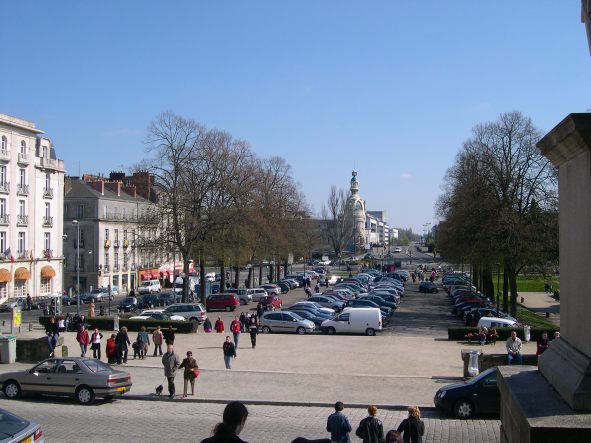  parking sur Le Cours